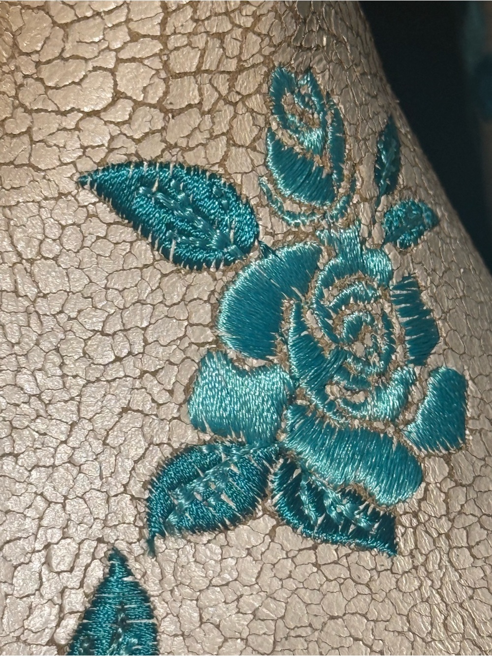 Corral Cream Cowboy Boots with Teal Rose Embroidery - Picture 2 of 6